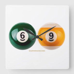SlipperyJoe 69 harde pooltafel twee biljartballen Vierkante Klok