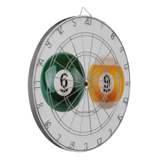 SlipperyJoe's 69 harde pooltafel twee biljartbal Dartbord (Voorkant Links)