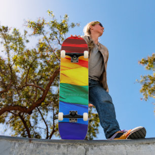 SlipperyJoe's gay pride vlag zwaaiend rood oranje  Skateboard