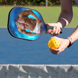 SlipperyJoe's gespierde baardman shirtloos sixpack Pickleball Paddle