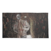 SlipperyJoe's gespierde spooksteen zwak verlichte Kussensloop (Achterkant)