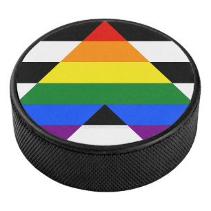 SlipperyJoe's rechte bondgenoot vlag effen regenbo Hockey Puck