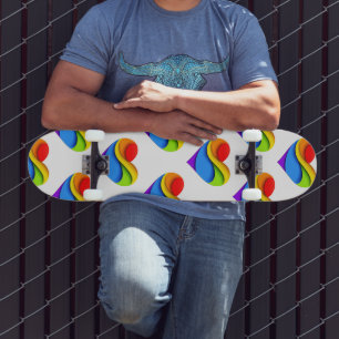 SlipperyJoe's regenboog gelaagde hartvorm rood ora Skateboard