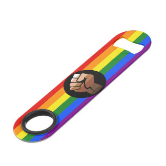SlipperyJoe's regenboogkleuren gebalde vuist Speed Flessenopener
