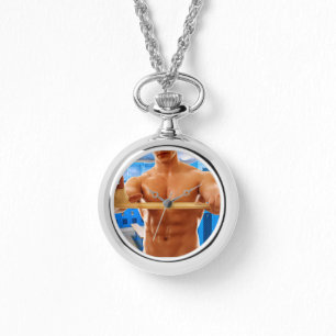SlipperyJoe's shirtloze gespierde man abs borstkas Horloge