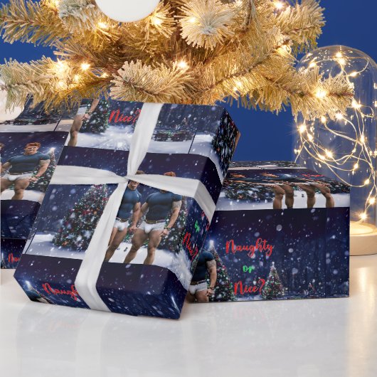 SlipperyJoe's versierde besneeuwde kerstboom Cadeaupapier (Feestdagen)