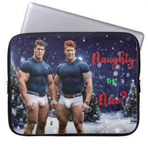 SlipperyJoe's versierde besneeuwde kerstboom Laptop Sleeve