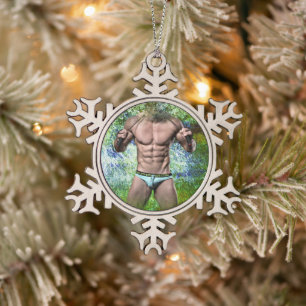 SlipperyJoe's zeer gespierde volwassen man zonder Tin Sneeuwvlok Ornament