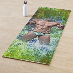 SlipperyJoe's zeer gespierde volwassen man zonder Yogamat