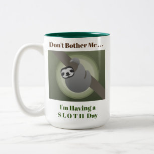 Sloth Day Cute Funny Humor Tweekleurige Koffiemok