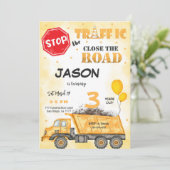 Sluit de Wegenbouw Verjaardag Uitnodiging (Staand voorkant)