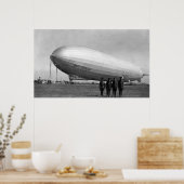 Sluiten Graf Zeppelin Blimp Uitzicht Poster (Keuken)
