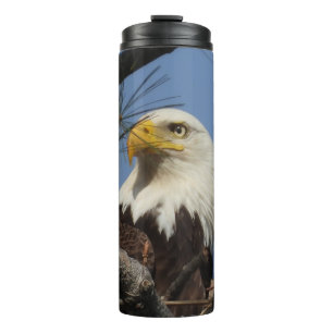 Sluiten Hoofd Shot of Bald Eagle Thermal Tumbler Thermosbeker