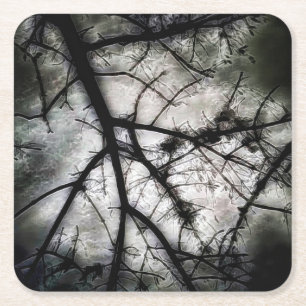 Sluiten in vierkante kartonnen onderzetter