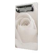 Sluiten van White Rose Petals Mini Klembord (Angled2)
