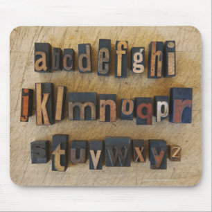 Sluiting van alfabet op letterdruk 2 muismat