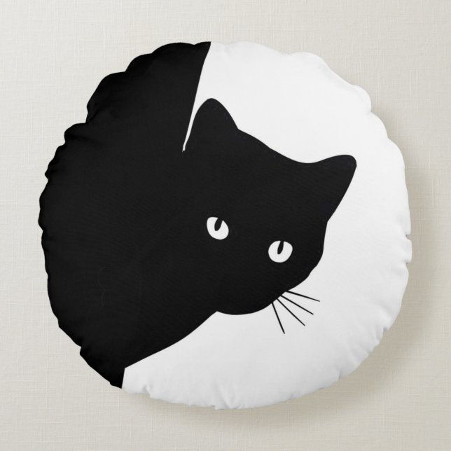 Sly Black Cat Rond Kussen (Voorkant)