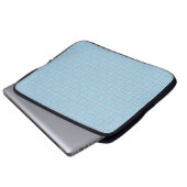 Small blue squares. laptop sleeve (Voorkant onderkant)