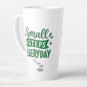 Small Steps Everyday Inspirational Latte Mug (Angle gauche)