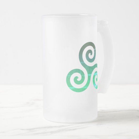 Smaragd triskele oude Keltische symbool Matglas Bierpul (Voorkant rechts)