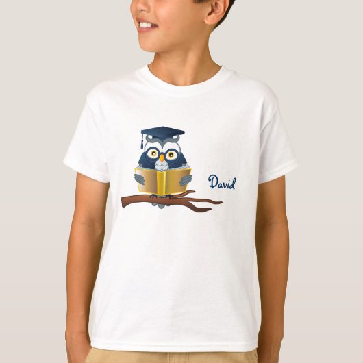 Smart Owl Reading Book |  T-shirt (Voorkant)