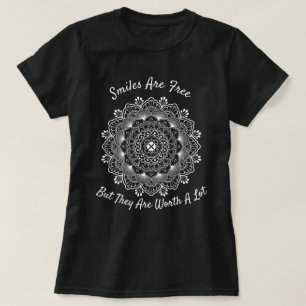 Smile Inspirerend White Mandala Dream Catcher T-shirt
