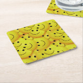 Smiling Faces. Yellow, Vierkante Kartonnen Onderzetter (Schuin)