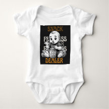 Snackdealer in training" – Future Foodie Alert!