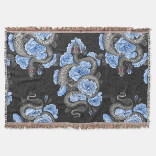 Snakes and blue roses deken