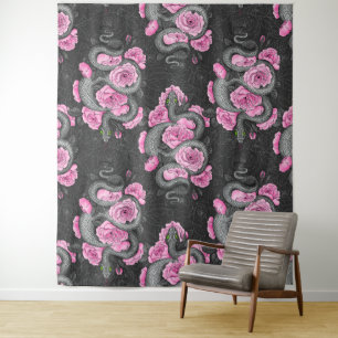 Snakes and pink roses wandkleed