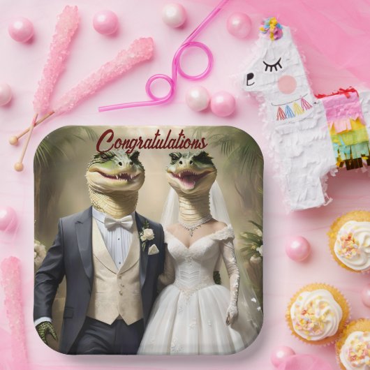 Snapping Up Love: een krokodillenhuwelijk Papieren Bordje (Feest)