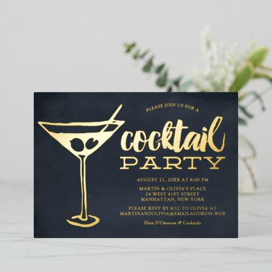 Snazzy Blauwe Martini Glas Cocktailparty Folie Uitnodiging (Staand Voorkant)