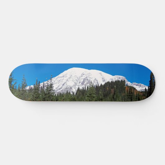 Sneeuw bedekt Mount Rainier landschap Skateboard (Horizontaal)