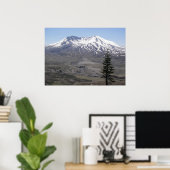 Sneeuw bedekt vulkaanlandschap Mount St Helens Poster (Thuiskantoor)