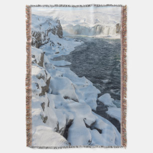 Sneeuw bedekte Godafoss-waterval Deken