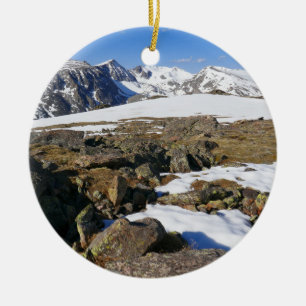 Sneeuw dat smelt op de Rocky Mountains Keramisch Ornament