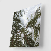 Sneeuw op Evergreen Branches Vierkante Klok (Hoek)