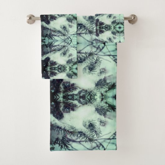 Sneeuwbedekkende pijnnaalden WinterNatuur Abstract Bad Handdoek (Insitu)