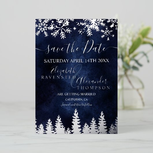 Sneeuwpiene blauwe kerst Opslaan Datum Folie Uitnodiging (Staand Voorkant)