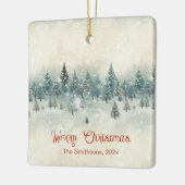 Sneeuwrijke dennenbomen keramisch ornament (Links)