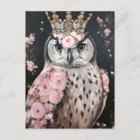 Sneeuwuil met een gouden kroon en roze bloemen