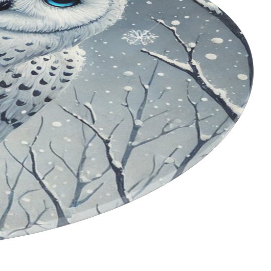 Sneeuwuil neergestreken op Snowy Branch Snijplank (Hoek)