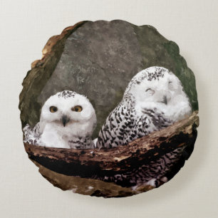 Sneeuwuil paar boslandschap dierenkunst rond kussen