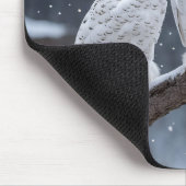 Sneeuwuilen op boomtak muismat (Hoek)