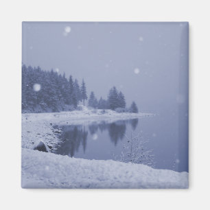 Sneeuwval aan zee magneet