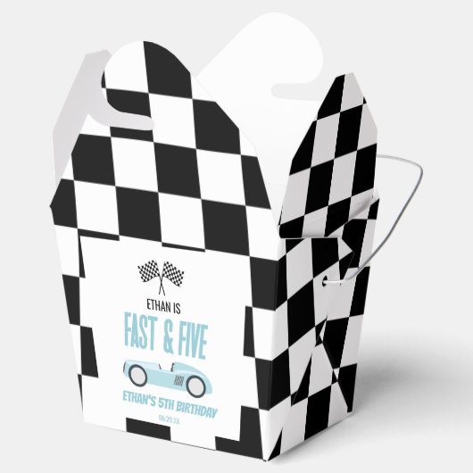 Snel & Vijf Blauwe Race Auto 5e Verjaardagsfeestje Bedankdoosjes (Geopend)