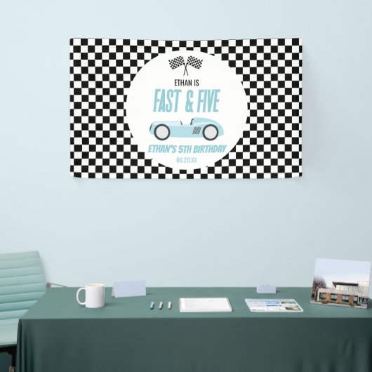 Snel & Vijf Blauwe Race Auto 5e Verjaardagsfeestje Spandoek (Beurs)