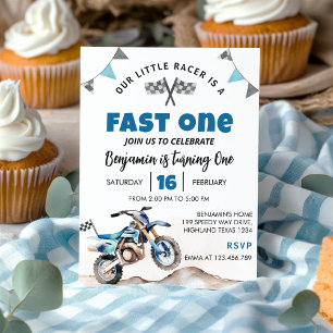Snelle blauwe dirt bike verjaardagsfeest uitnodigi kaart