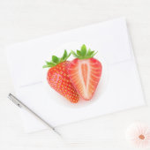 Snijden aardbeien ronde sticker (Envelop)