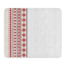 Snijplank met Oekraïens ornament.